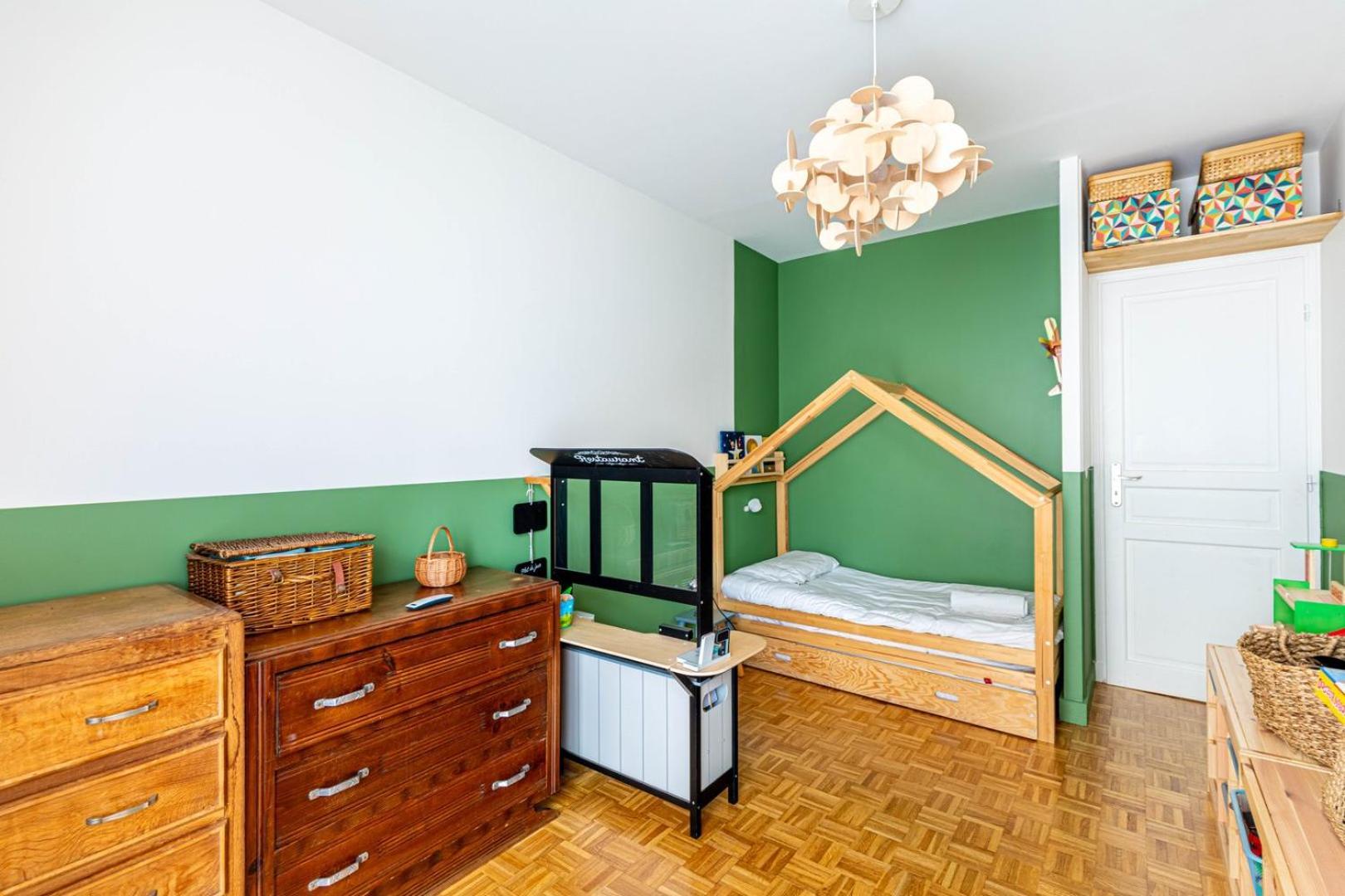 Guestready - Colorful Family Getaway In Belleville Paris